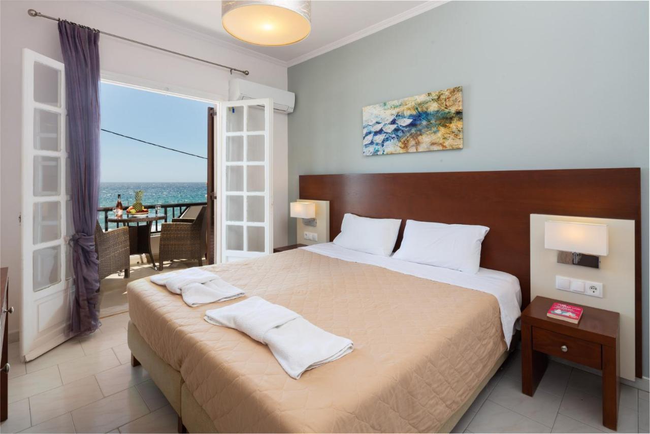 Dandidis Seaside Pension Айос-Гордіос Екстер'єр фото