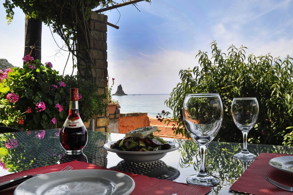 Dandidis Seaside Pension Айос-Гордіос Екстер'єр фото