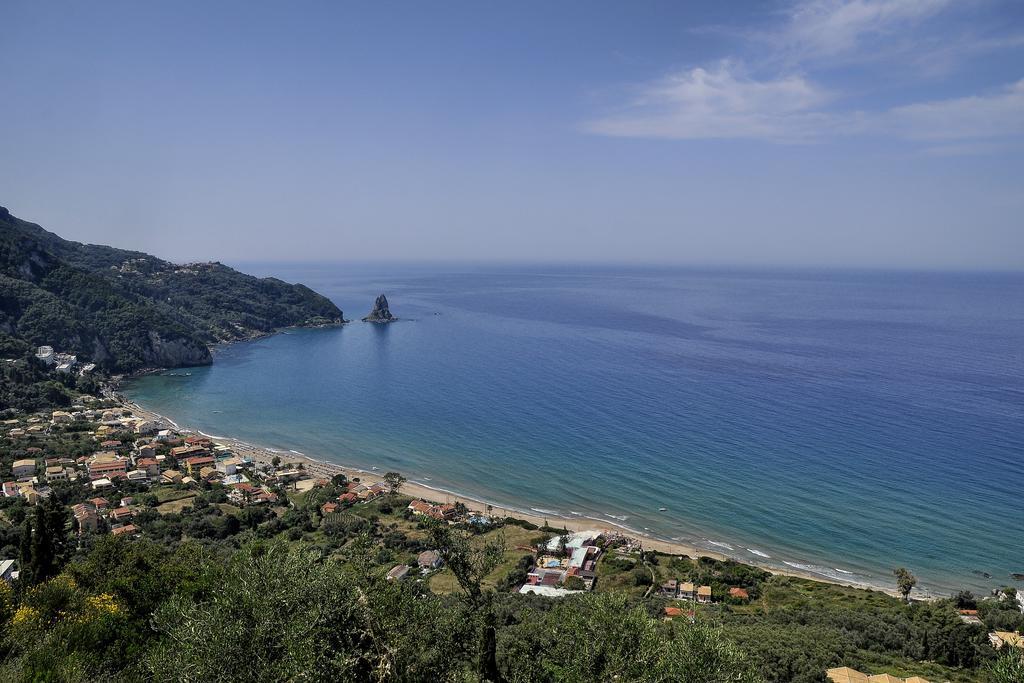 Dandidis Seaside Pension Айос-Гордіос Екстер'єр фото