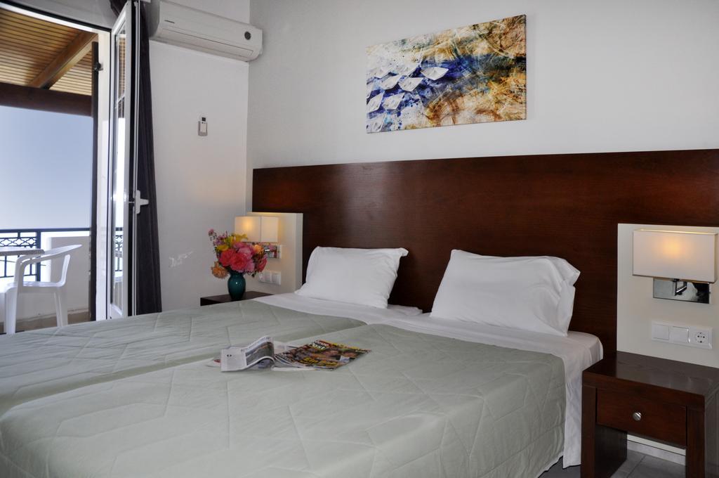 Dandidis Seaside Pension Айос-Гордіос Номер фото
